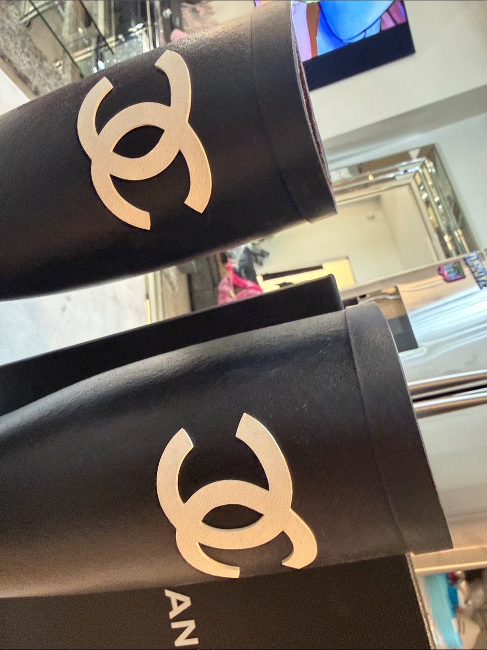 CHANEL Black Rain Boots with White CC Logo - Picture 4 of 8